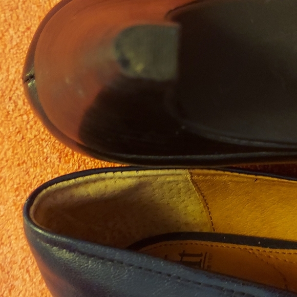 Shoes - Picture 6 of 6